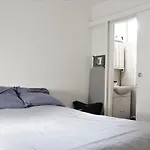 Cozy Apartment In The Montmartre District